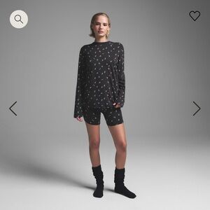 Skims boyfriends long sleeve and boxer set washed onyx print size small